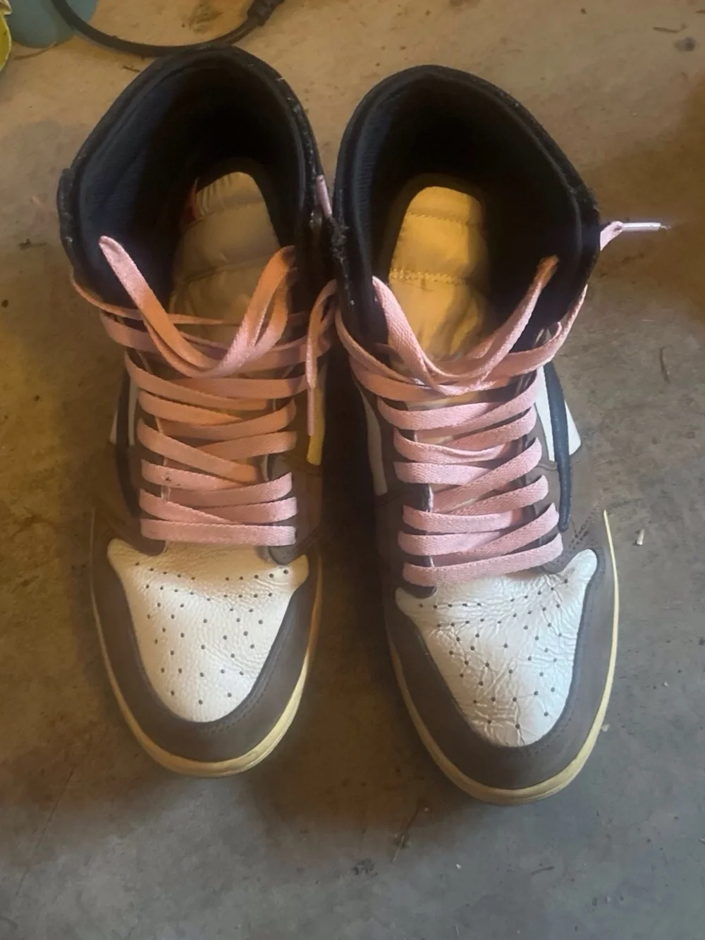 Travis Scott high top